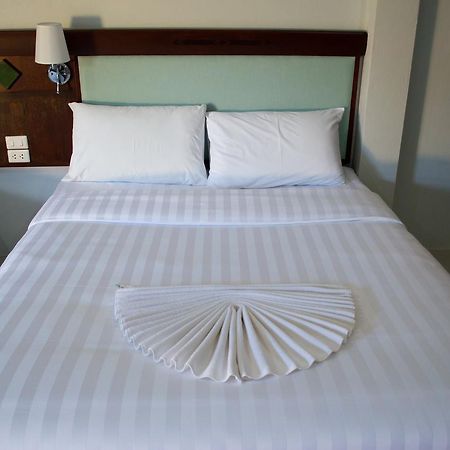 Kata On Sea By Bgb Villas Karon Ngoại thất bức ảnh
